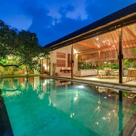 Villa Andalas Seminyak Exterior foto